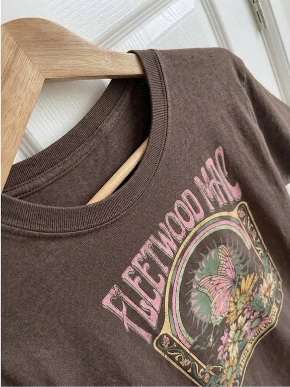 Vintage Fleetwood Mac Floral Butterfly Graphic T-Shirt - Picture 2 of 2